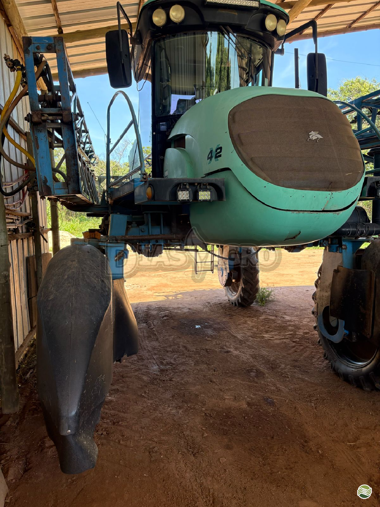 PULVERIZADOR MONTANA PARRUDA 2627 Tração 4x2 Dias Agro - Jacto LUCAS DO RIO VERDE MATO GROSSO MT